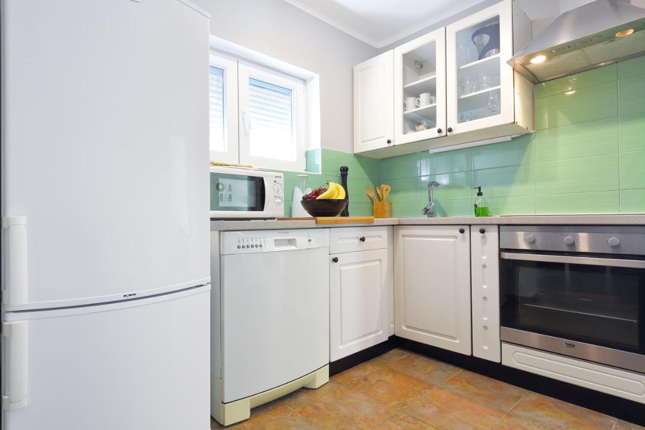 Apartman Don Паг Екстериор снимка