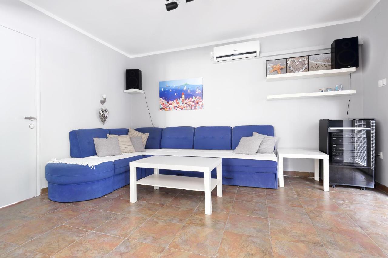 Apartman Don Паг Екстериор снимка