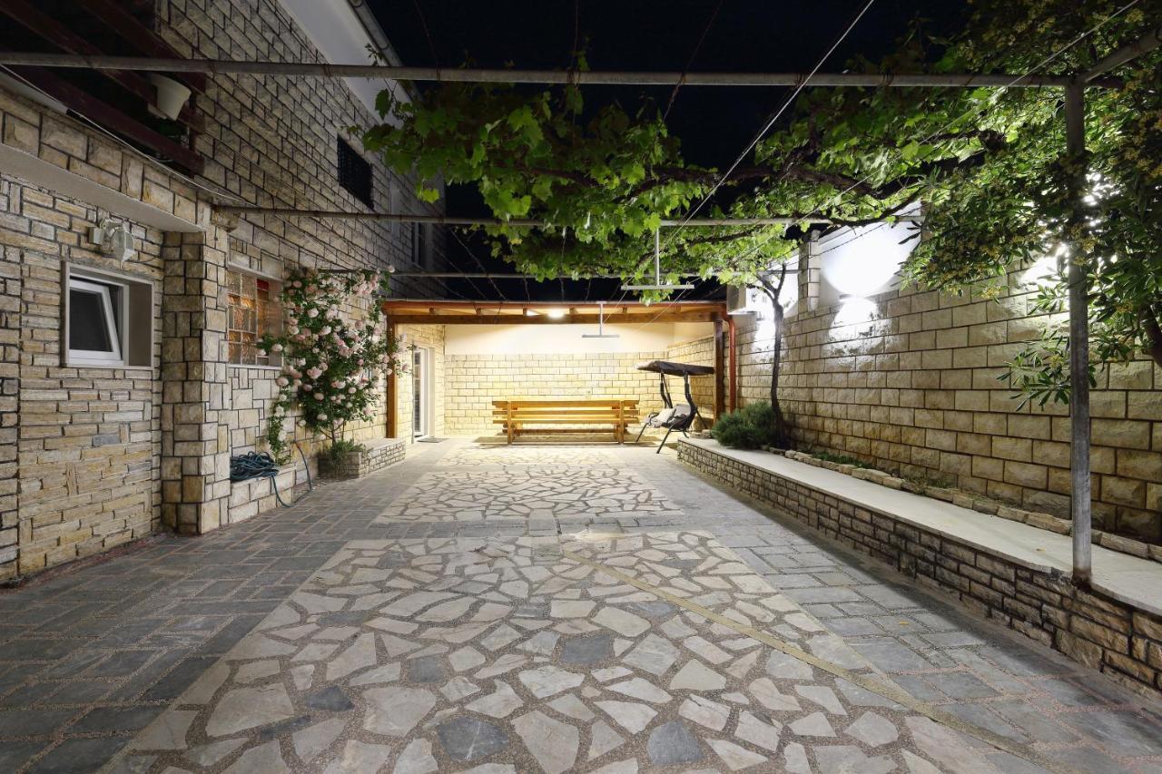 Apartman Don Паг Екстериор снимка